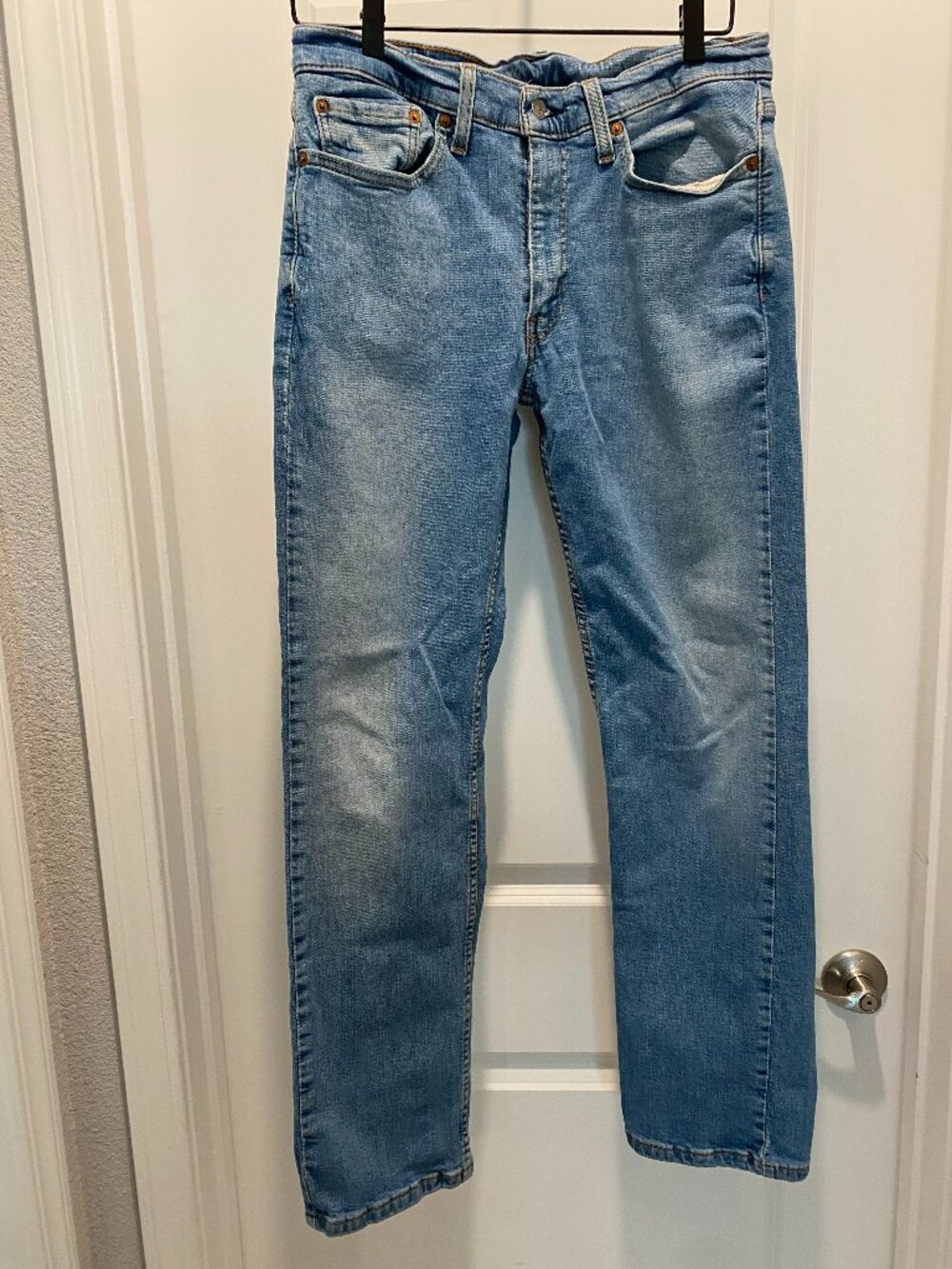 Levi's 514 jeans